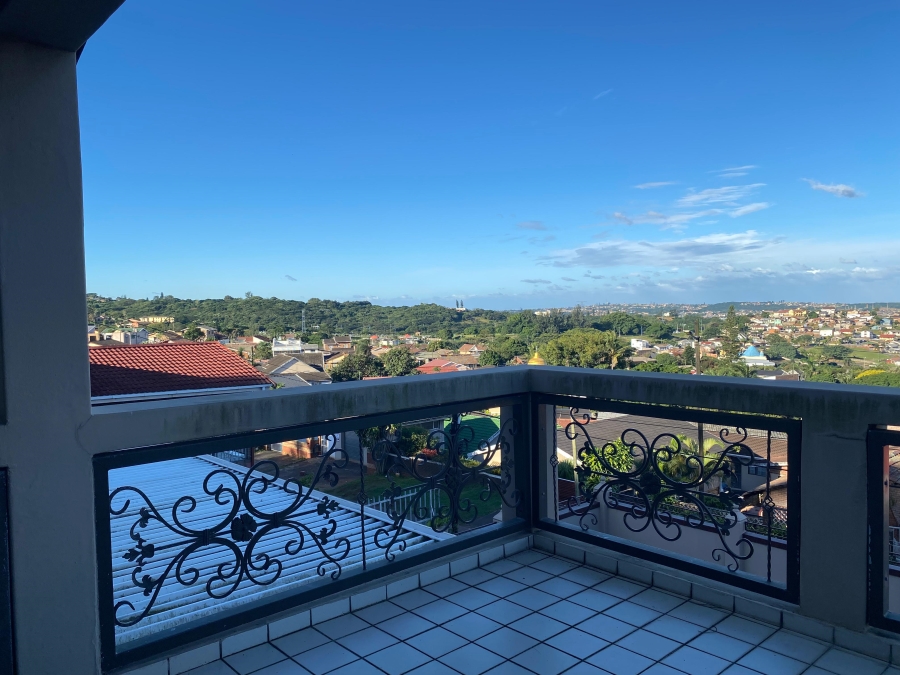 6 Bedroom Property for Sale in Mobeni Heights KwaZulu-Natal