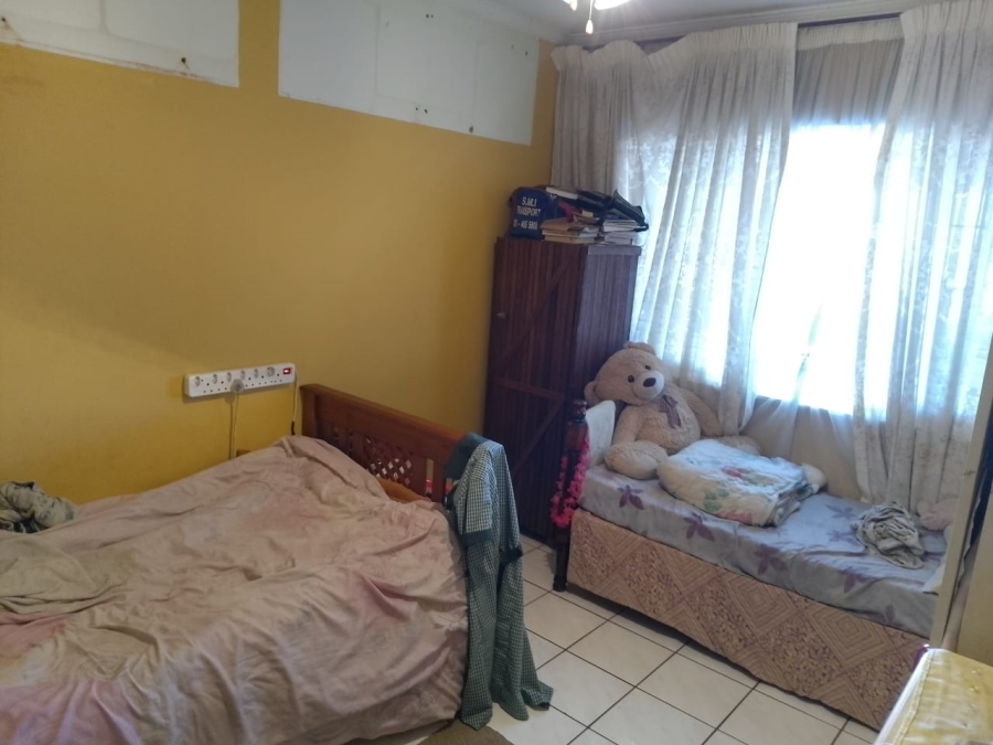 6 Bedroom Property for Sale in Mobeni Heights KwaZulu-Natal