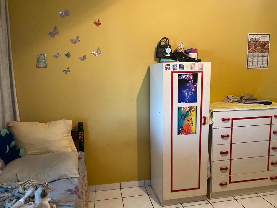 6 Bedroom Property for Sale in Mobeni Heights KwaZulu-Natal