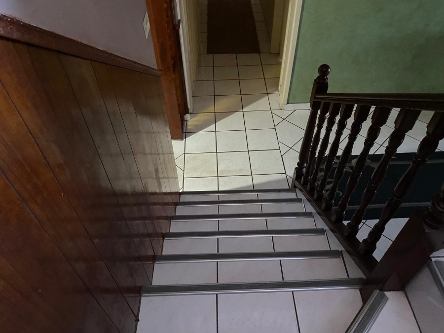 6 Bedroom Property for Sale in Mobeni Heights KwaZulu-Natal