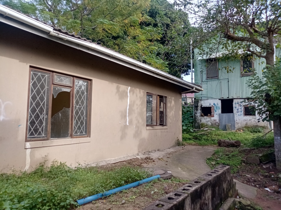 6 Bedroom Property for Sale in Hillary KwaZulu-Natal
