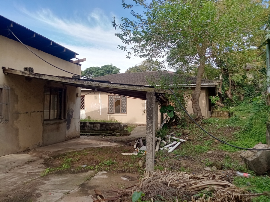 6 Bedroom Property for Sale in Hillary KwaZulu-Natal