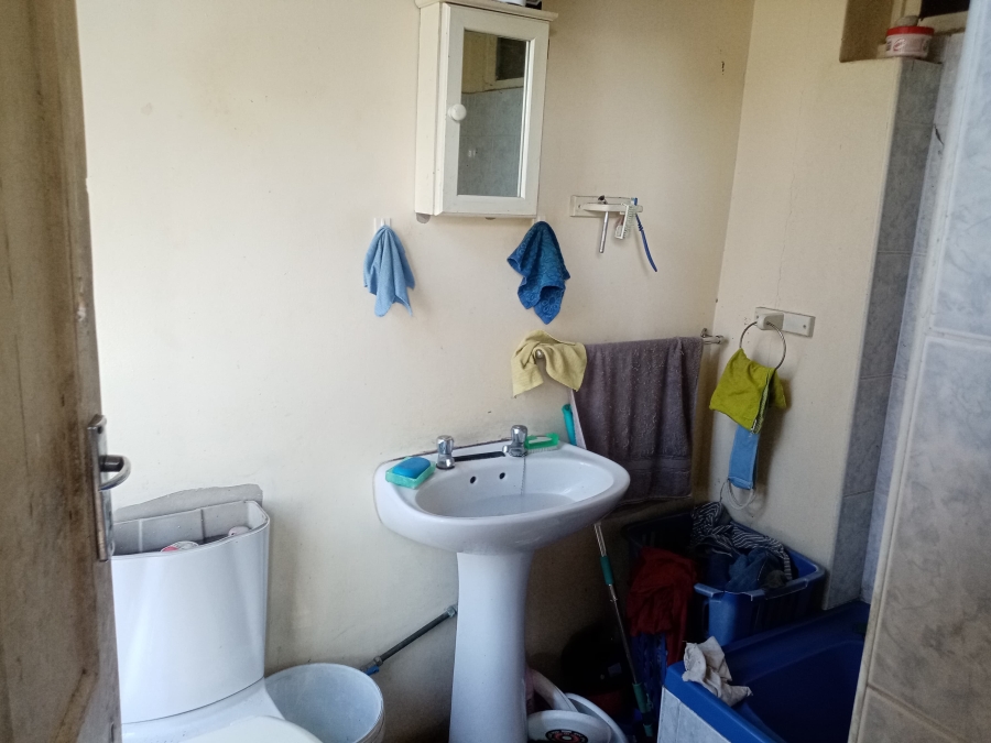 6 Bedroom Property for Sale in Hillary KwaZulu-Natal