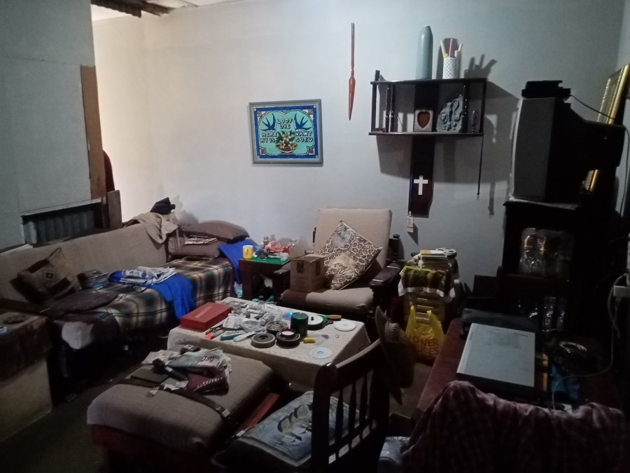 6 Bedroom Property for Sale in Hillary KwaZulu-Natal