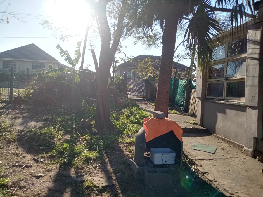 6 Bedroom Property for Sale in Hillary KwaZulu-Natal