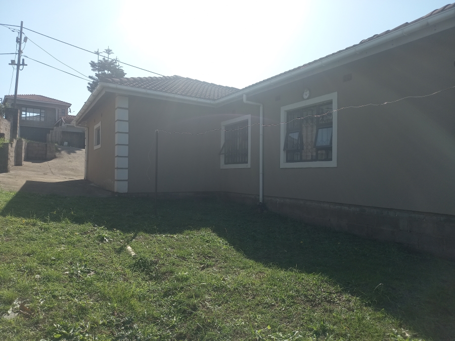 3 Bedroom Property for Sale in Lovu KwaZulu-Natal