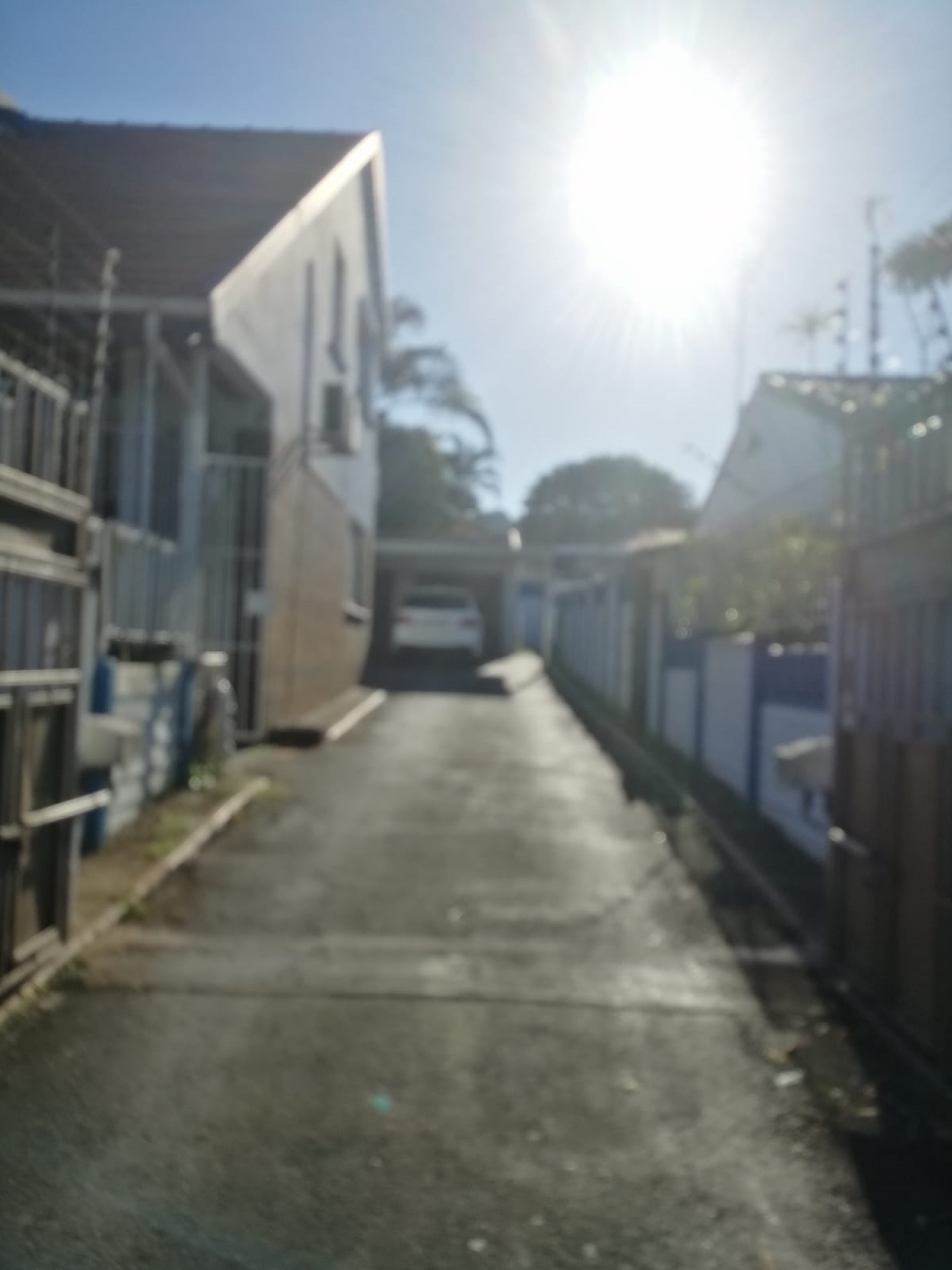 2 Bedroom Property for Sale in Umbilo KwaZulu-Natal