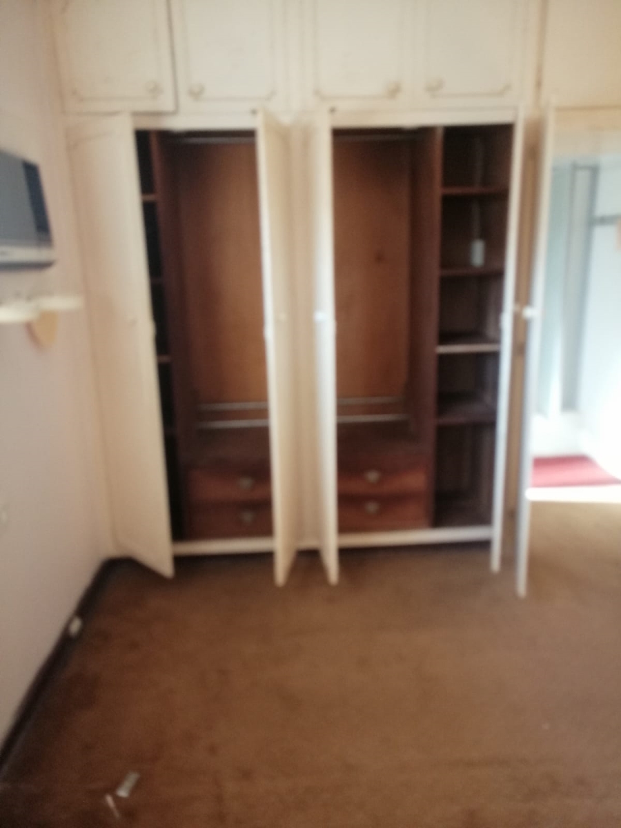 2 Bedroom Property for Sale in Umbilo KwaZulu-Natal