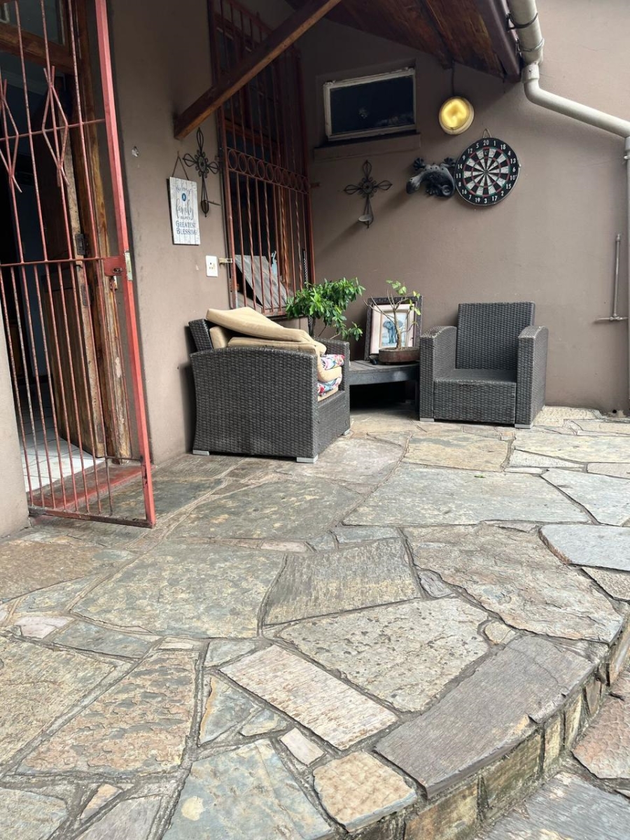 4 Bedroom Property for Sale in Umbilo KwaZulu-Natal