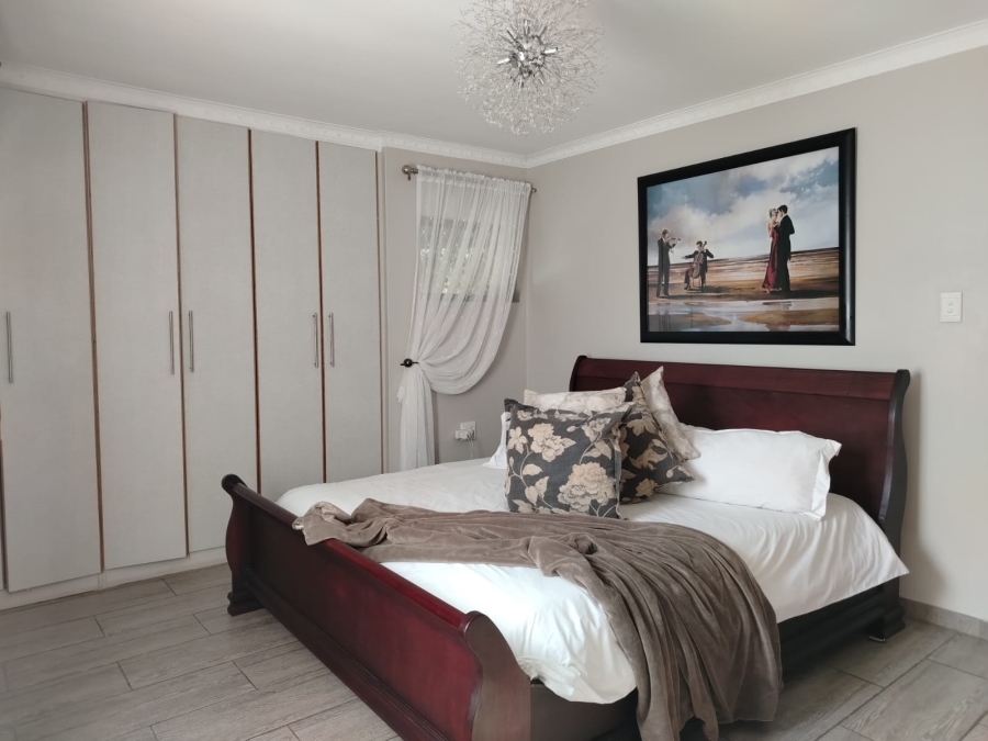 3 Bedroom Property for Sale in Meer En See KwaZulu-Natal