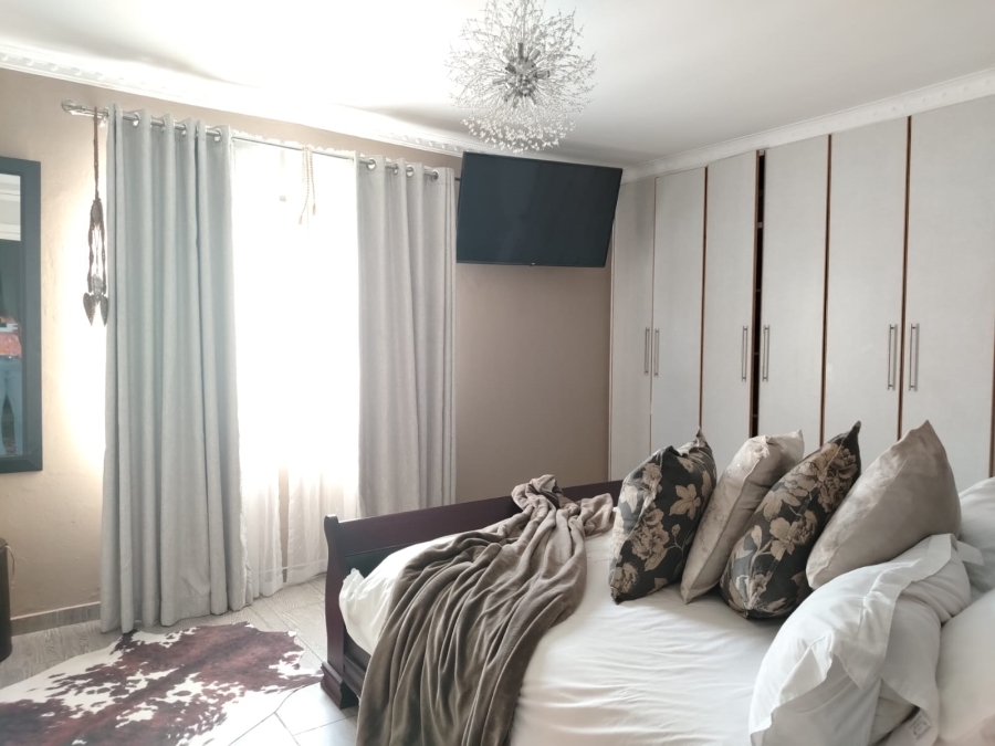 3 Bedroom Property for Sale in Meer En See KwaZulu-Natal