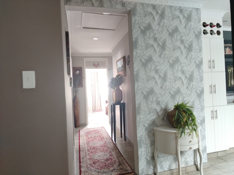 3 Bedroom Property for Sale in Meer En See KwaZulu-Natal