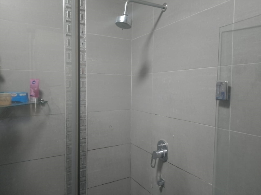 2 Bedroom Property for Sale in Glenwood KwaZulu-Natal