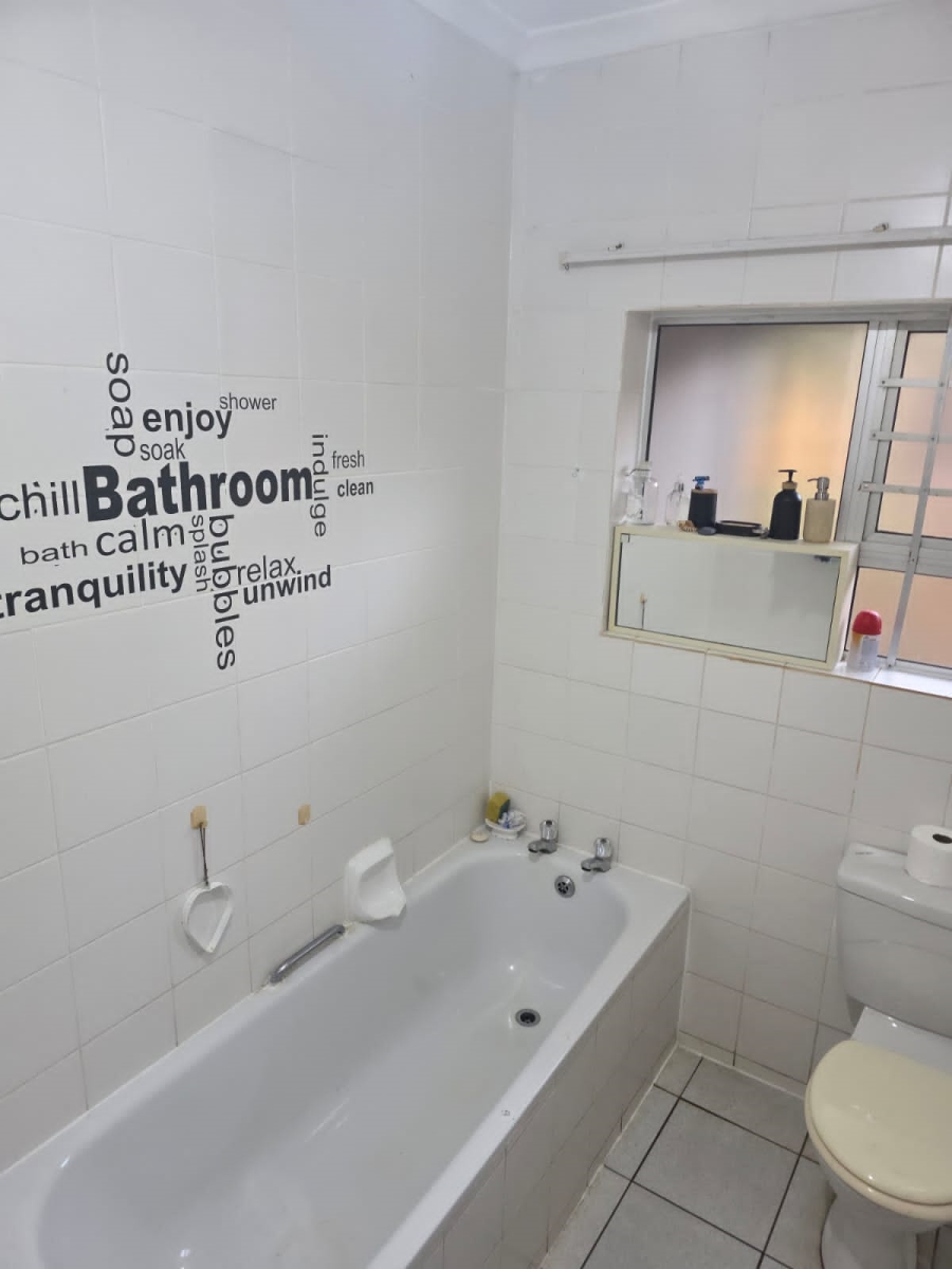 3 Bedroom Property for Sale in Meer En See KwaZulu-Natal