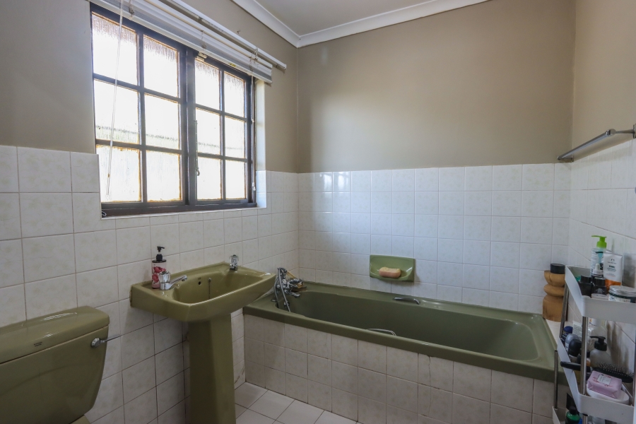 3 Bedroom Property for Sale in Dawncrest KwaZulu-Natal