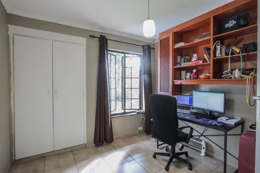 3 Bedroom Property for Sale in Dawncrest KwaZulu-Natal