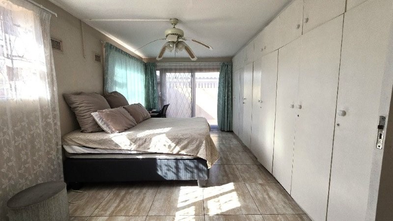 2 Bedroom Property for Sale in Pinetown KwaZulu-Natal