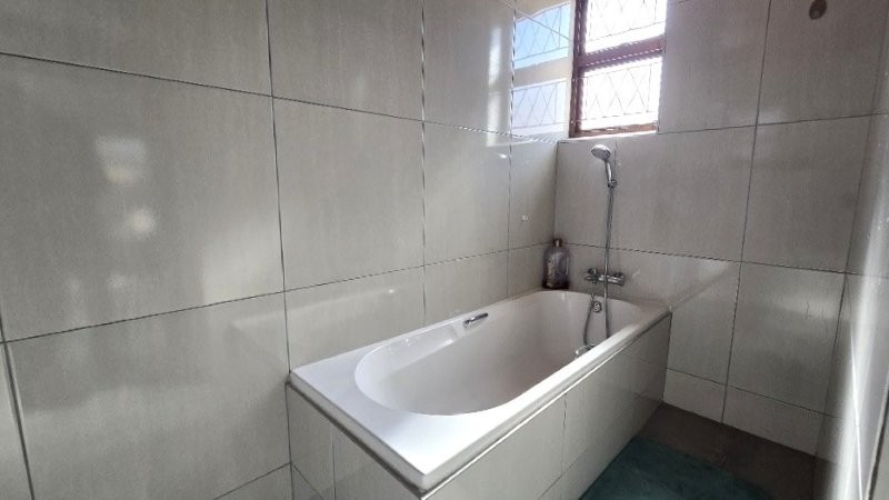 2 Bedroom Property for Sale in Pinetown KwaZulu-Natal