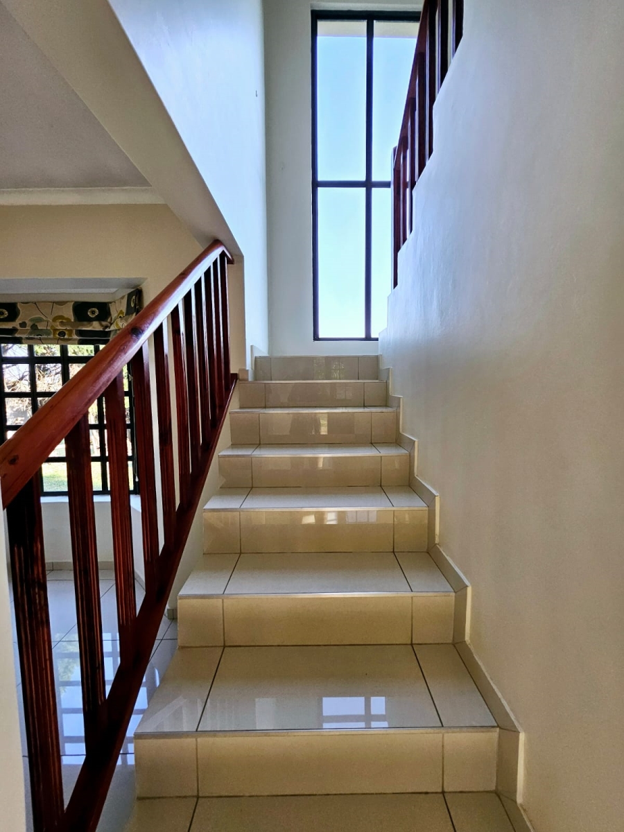 3 Bedroom Property for Sale in Clifton Hill Estate KwaZulu-Natal