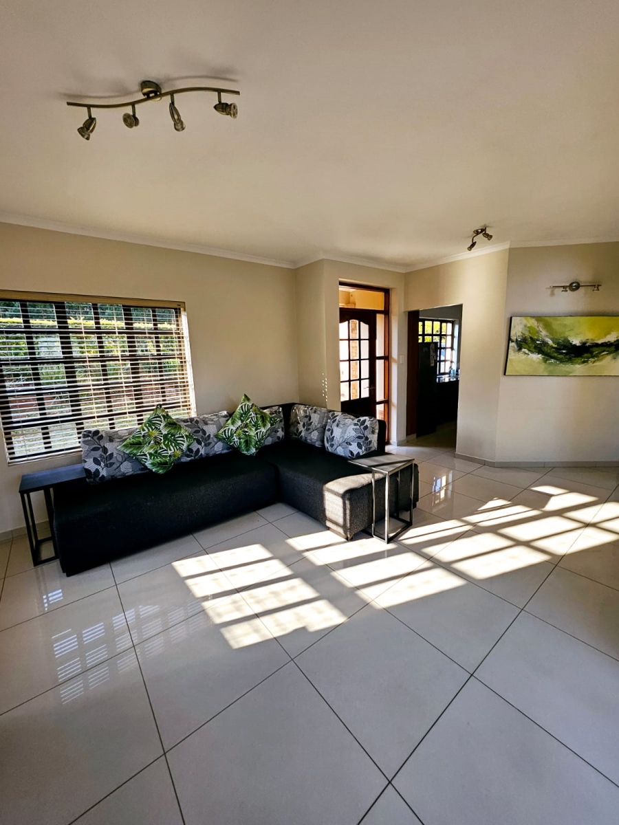 3 Bedroom Property for Sale in Clifton Hill Estate KwaZulu-Natal