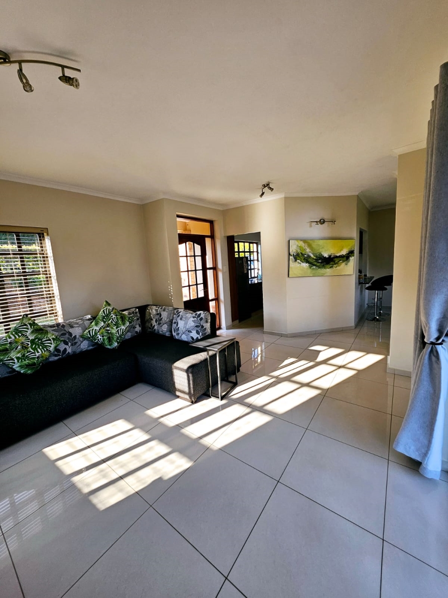3 Bedroom Property for Sale in Clifton Hill Estate KwaZulu-Natal