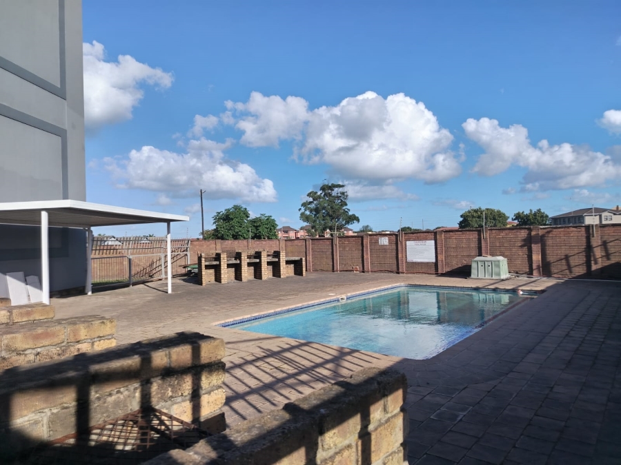 2 Bedroom Property for Sale in Arboretum KwaZulu-Natal