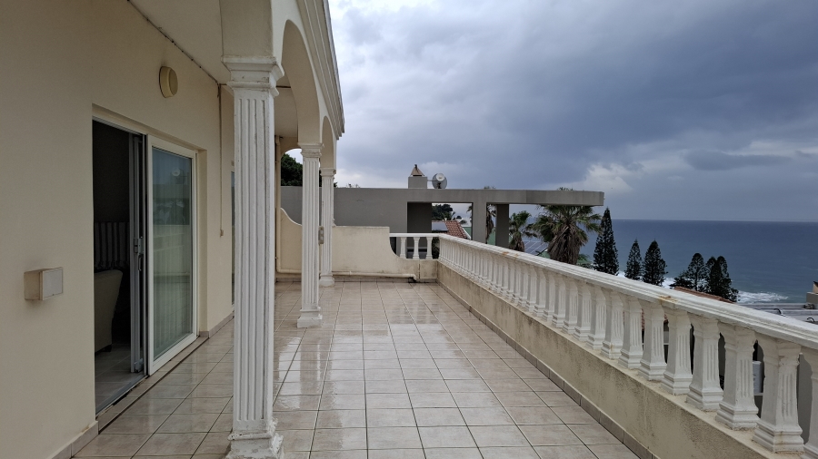 9 Bedroom Property for Sale in Compensation Beach KwaZulu-Natal