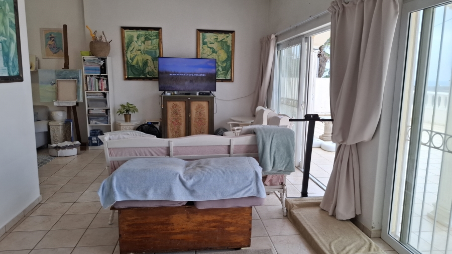 9 Bedroom Property for Sale in Compensation Beach KwaZulu-Natal