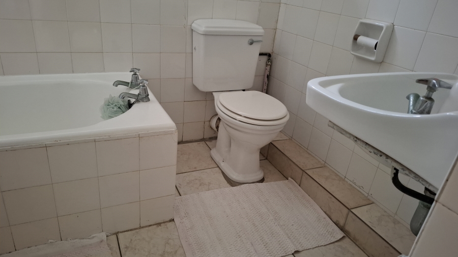 9 Bedroom Property for Sale in Compensation Beach KwaZulu-Natal