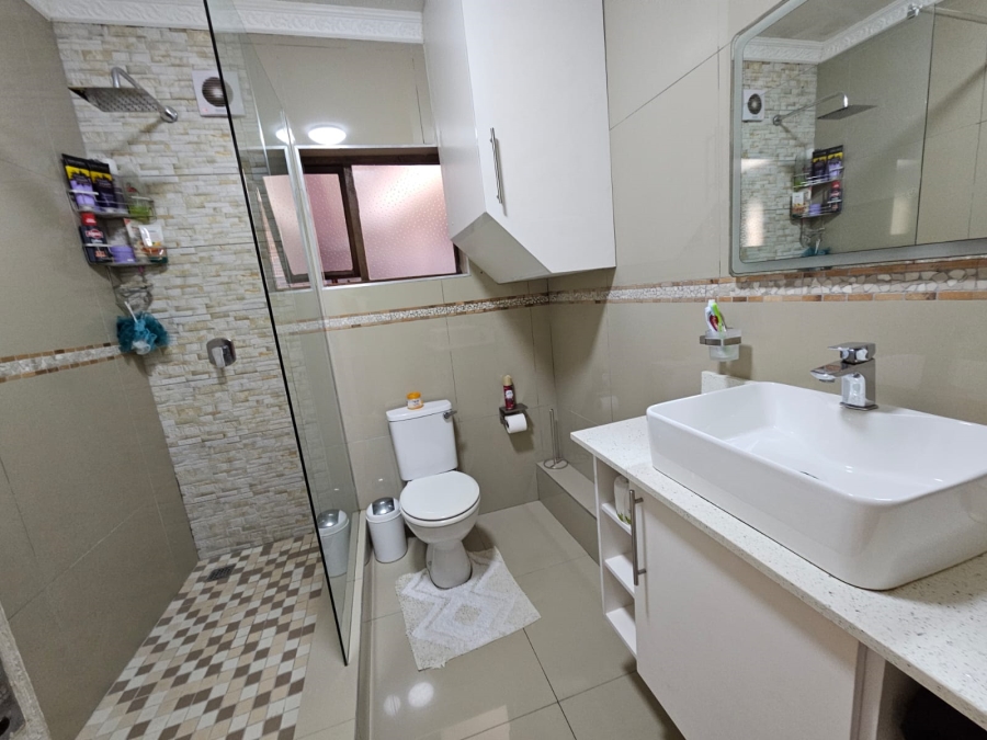 2 Bedroom Property for Sale in Isipingo Beach KwaZulu-Natal