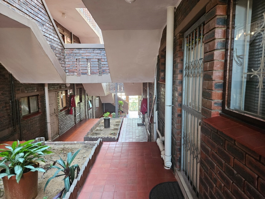 2 Bedroom Property for Sale in Isipingo Beach KwaZulu-Natal