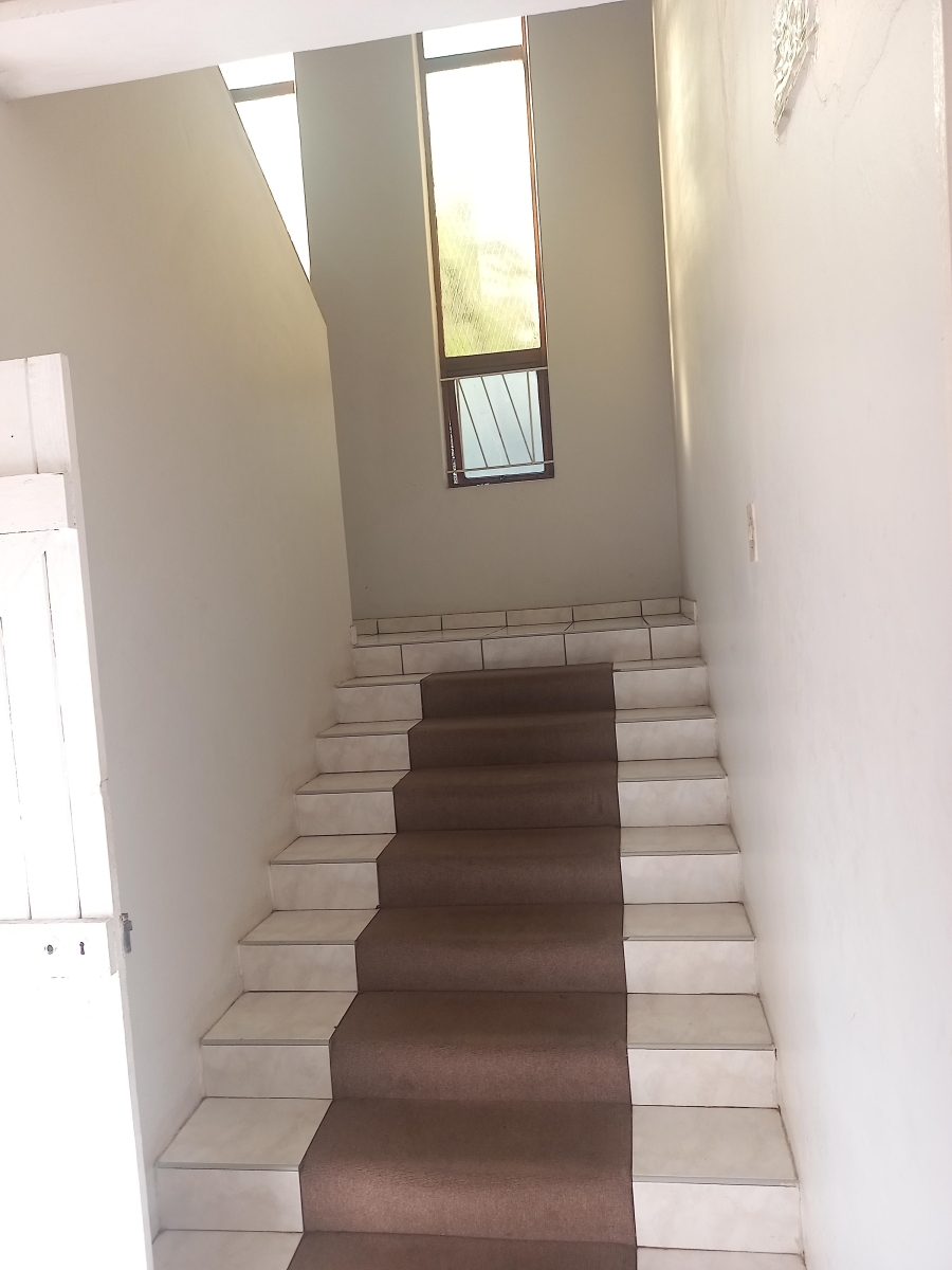 To Let 3 Bedroom Property for Rent in Isipingo Hills KwaZulu-Natal