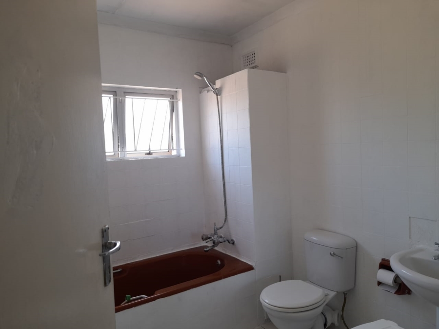 To Let 3 Bedroom Property for Rent in Isipingo Hills KwaZulu-Natal