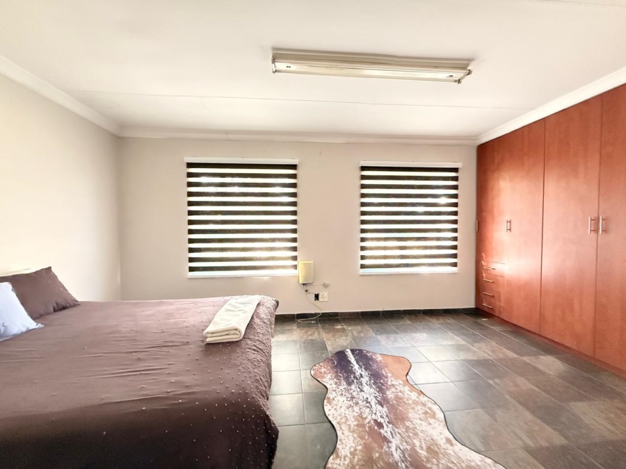 5 Bedroom Property for Sale in Dundee Rural KwaZulu-Natal