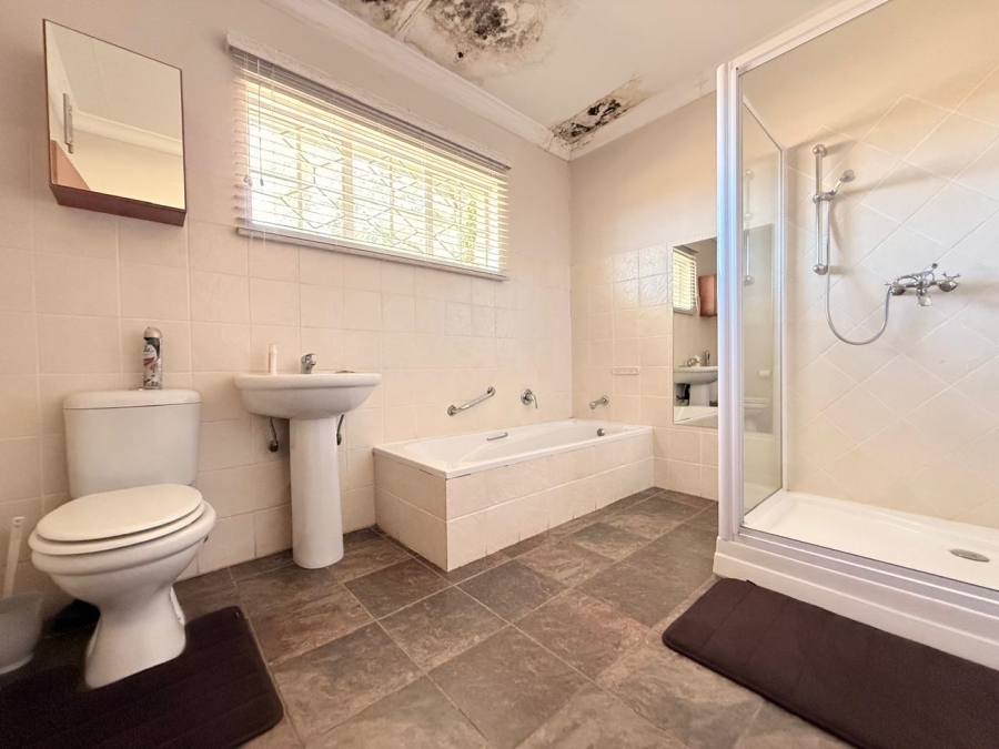 5 Bedroom Property for Sale in Dundee Rural KwaZulu-Natal