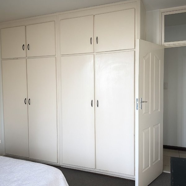 2 Bedroom Property for Sale in Pinetown KwaZulu-Natal