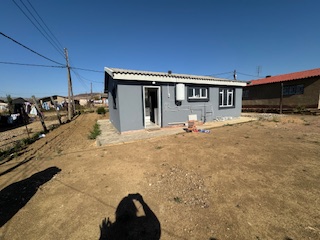 2 Bedroom Property for Sale in Mpophomeni KwaZulu-Natal