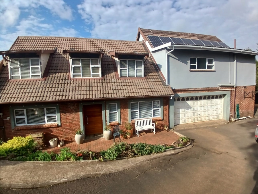 5 Bedroom Property for Sale in Gillitts KwaZulu-Natal