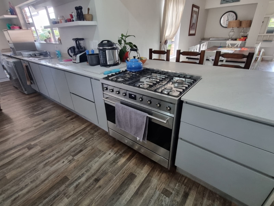5 Bedroom Property for Sale in Gillitts KwaZulu-Natal