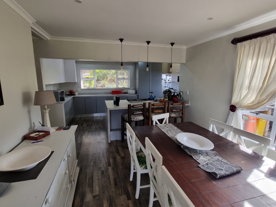 5 Bedroom Property for Sale in Gillitts KwaZulu-Natal
