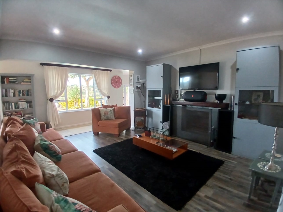 5 Bedroom Property for Sale in Gillitts KwaZulu-Natal