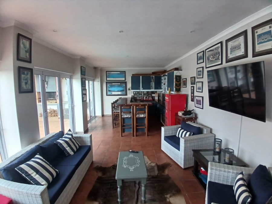 5 Bedroom Property for Sale in Gillitts KwaZulu-Natal