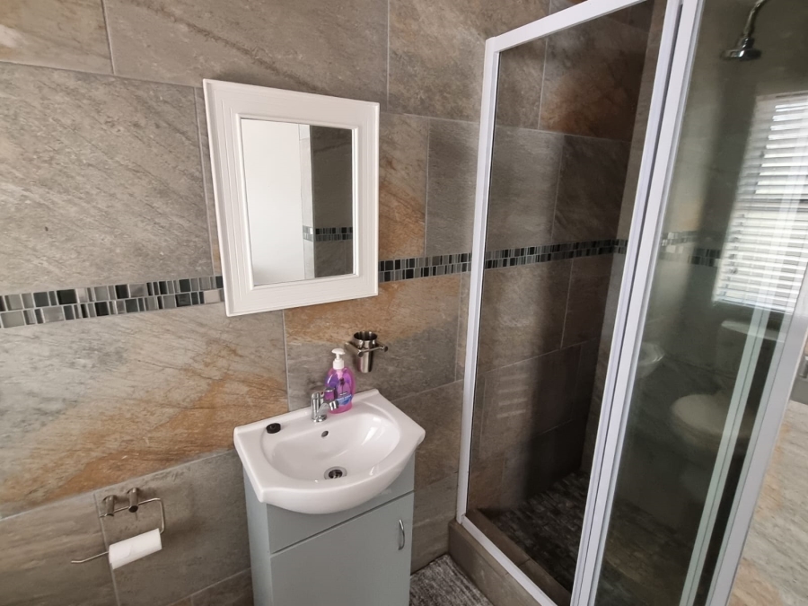 5 Bedroom Property for Sale in Gillitts KwaZulu-Natal