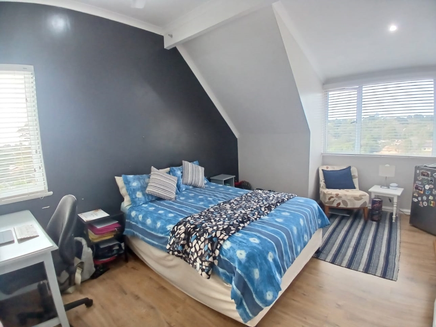 5 Bedroom Property for Sale in Gillitts KwaZulu-Natal