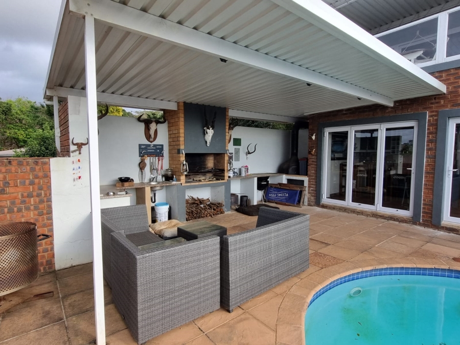 5 Bedroom Property for Sale in Gillitts KwaZulu-Natal