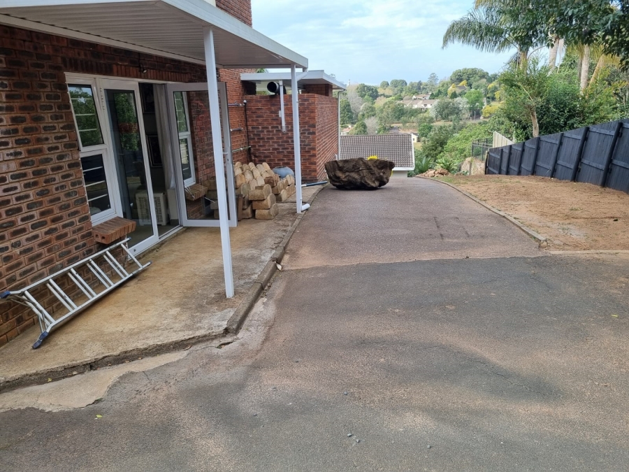 5 Bedroom Property for Sale in Gillitts KwaZulu-Natal