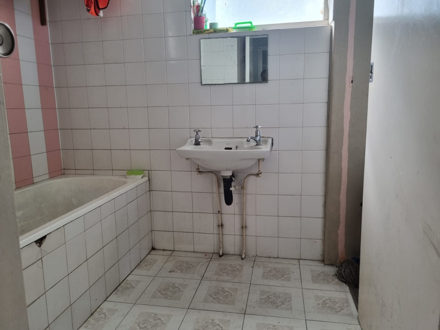 1 Bedroom Property for Sale in Esplanade KwaZulu-Natal