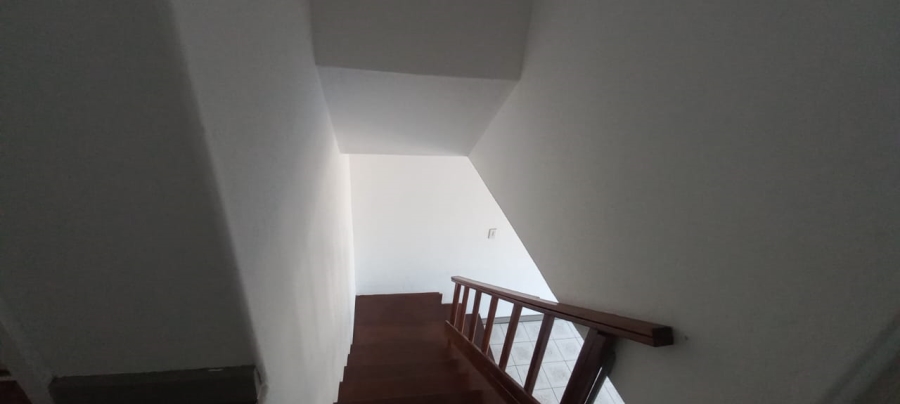 1 Bedroom Property for Sale in Esplanade KwaZulu-Natal