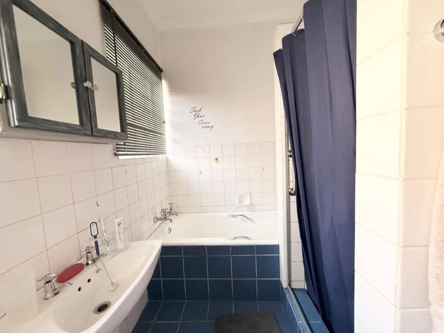 4 Bedroom Property for Sale in Pioneer Park KwaZulu-Natal