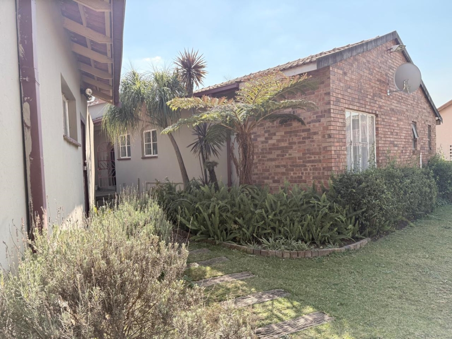 4 Bedroom Property for Sale in Pioneer Park KwaZulu-Natal